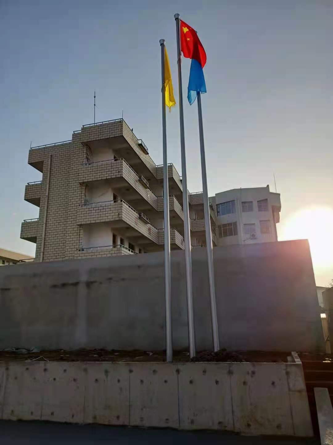 ���c�������h��(sh��)�(y��n)�W(xu��)У