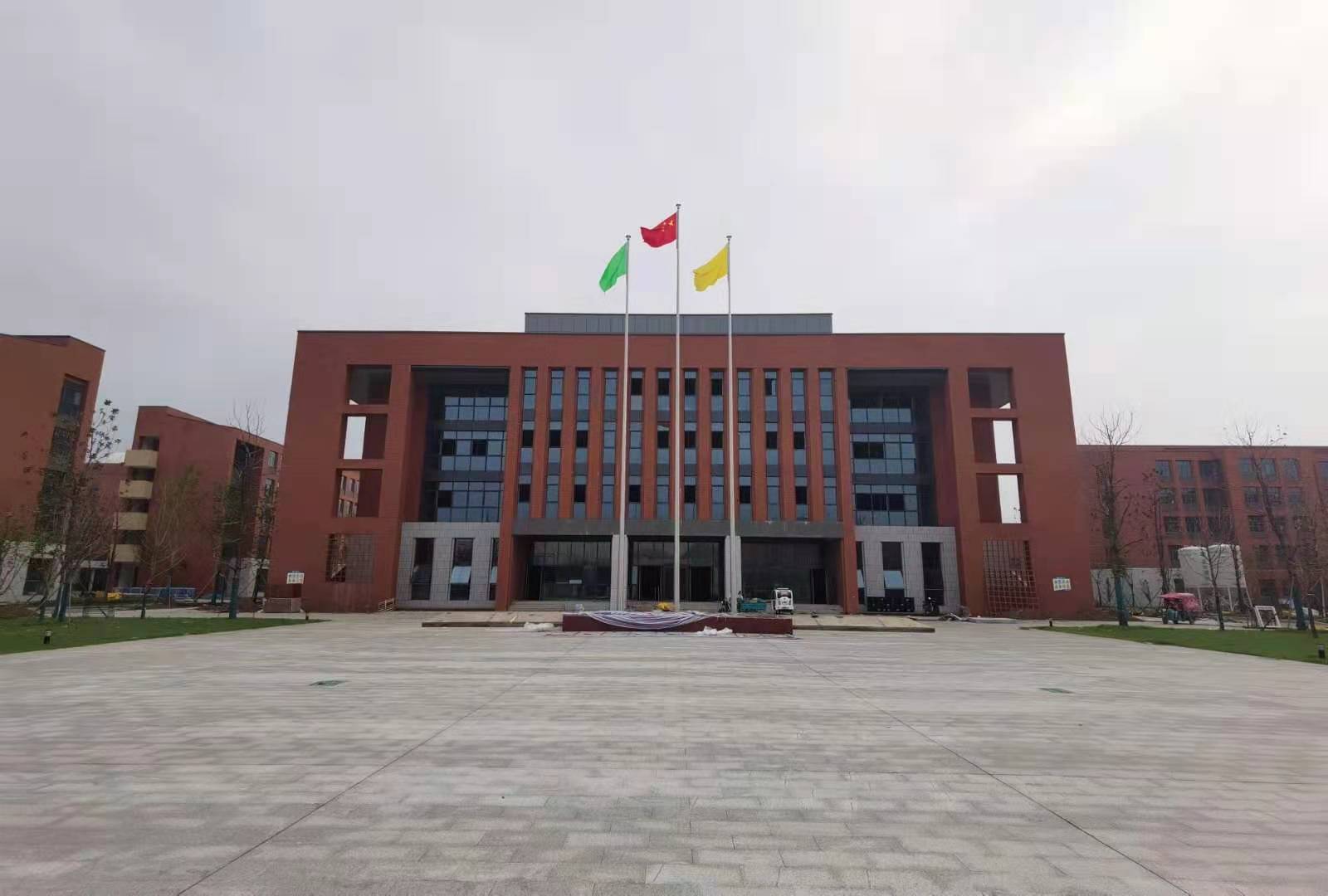 �����е�һ�ЌW(xu��)�|У�^(q��)